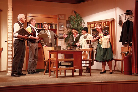 2010-4-Theater-01.jpg