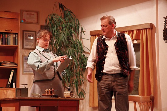 2010-4-Theater-04.jpg